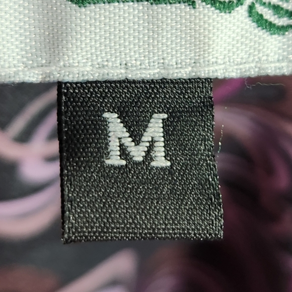 D. J. Summers Purple Satin 3/4 Sleeve Button Down Top Size Medium - Picture 7 of 9